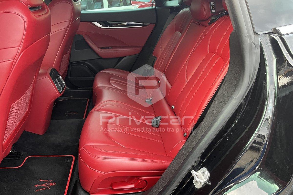 MASERATI Levante V6 Diesel 275 CV AWD