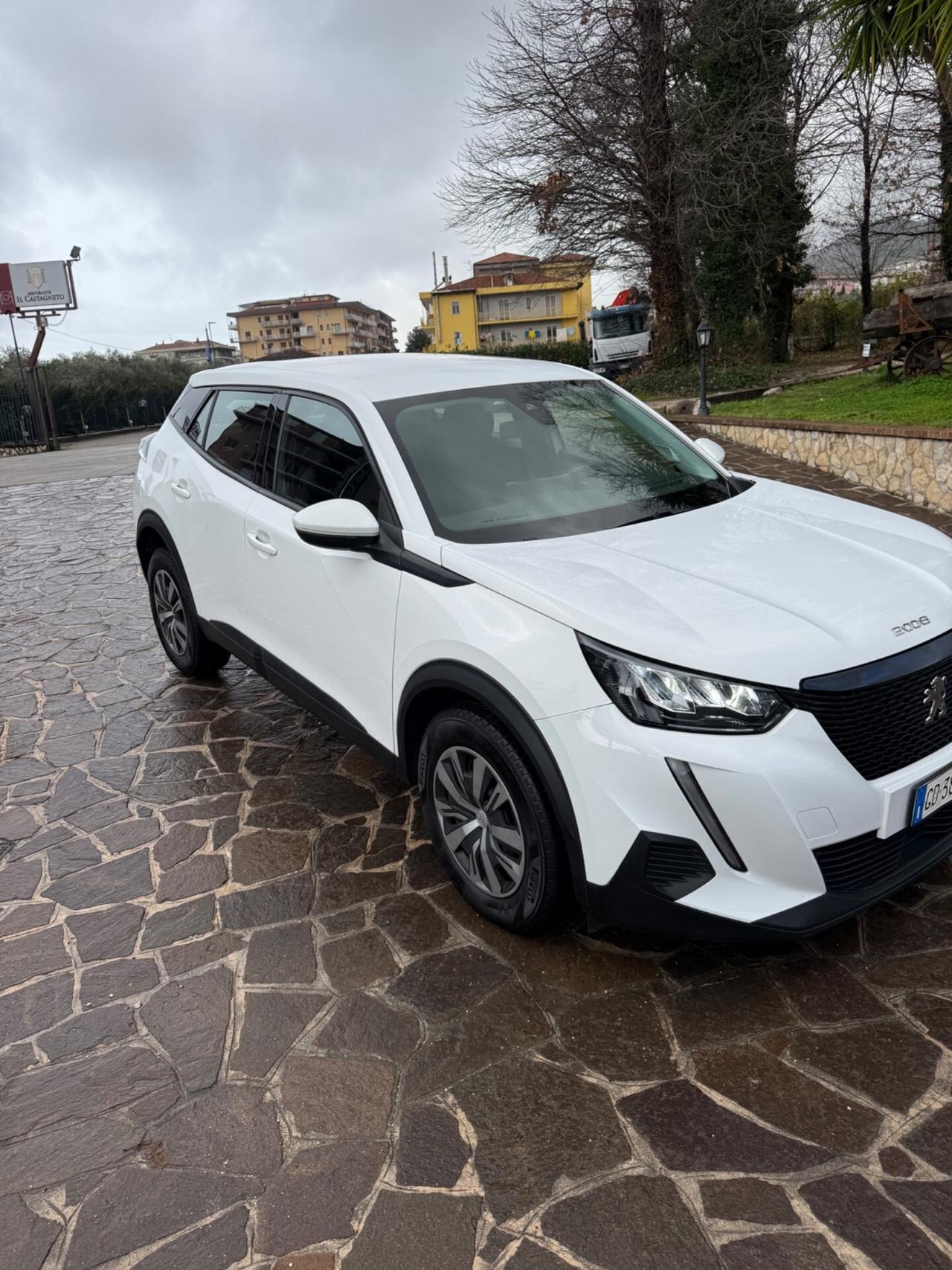 Peugeot 2008 1.5 Diesel anno 25/11/2020 uni proprietario