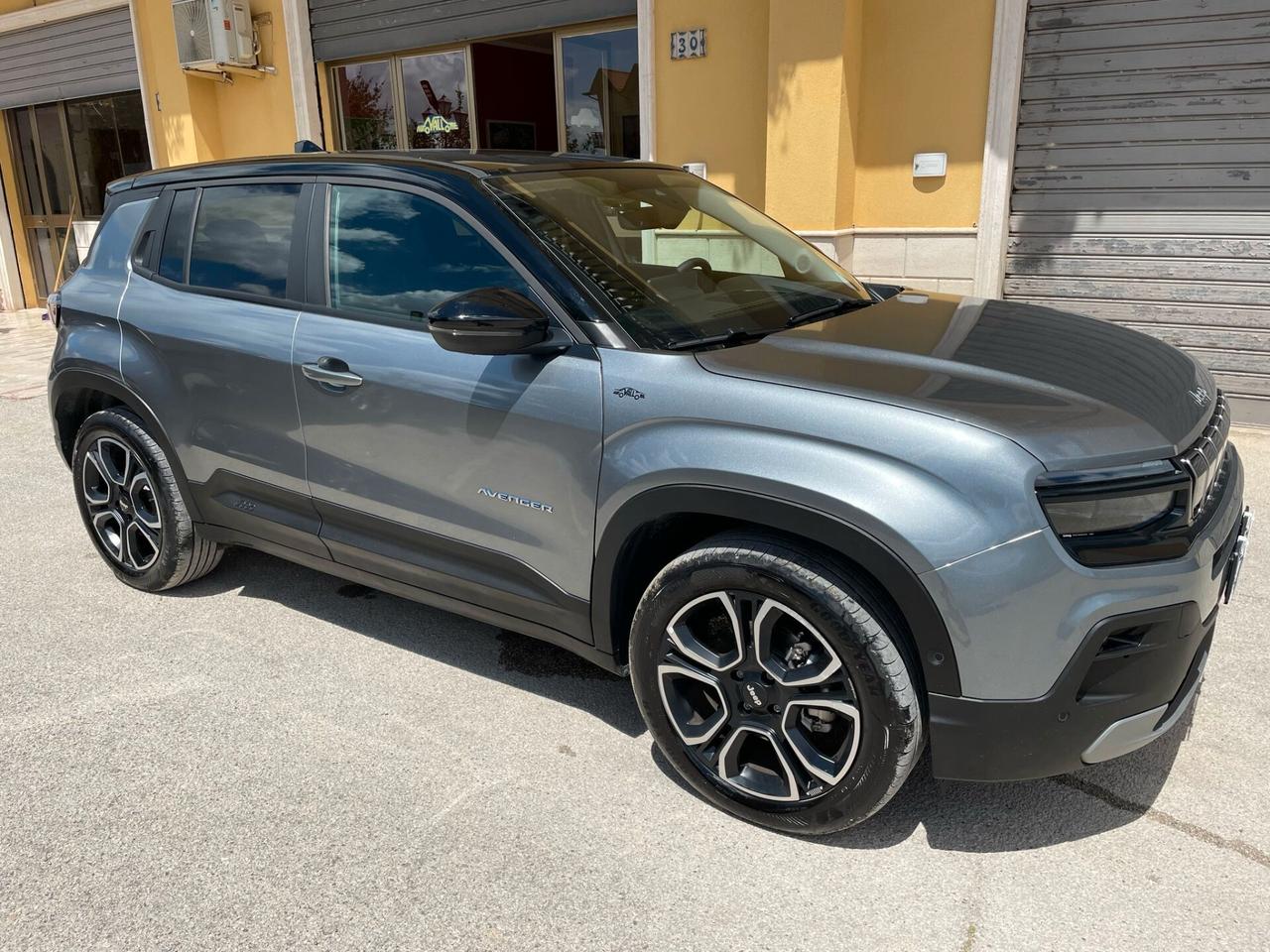Jeep Avenger Full Electric 156cv Summit