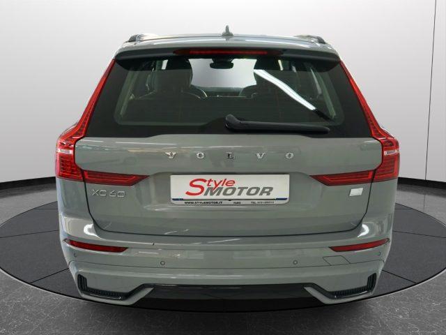 VOLVO XC60 T6 Recharge Plug-in Hybrid AWD automatico Plus Dar