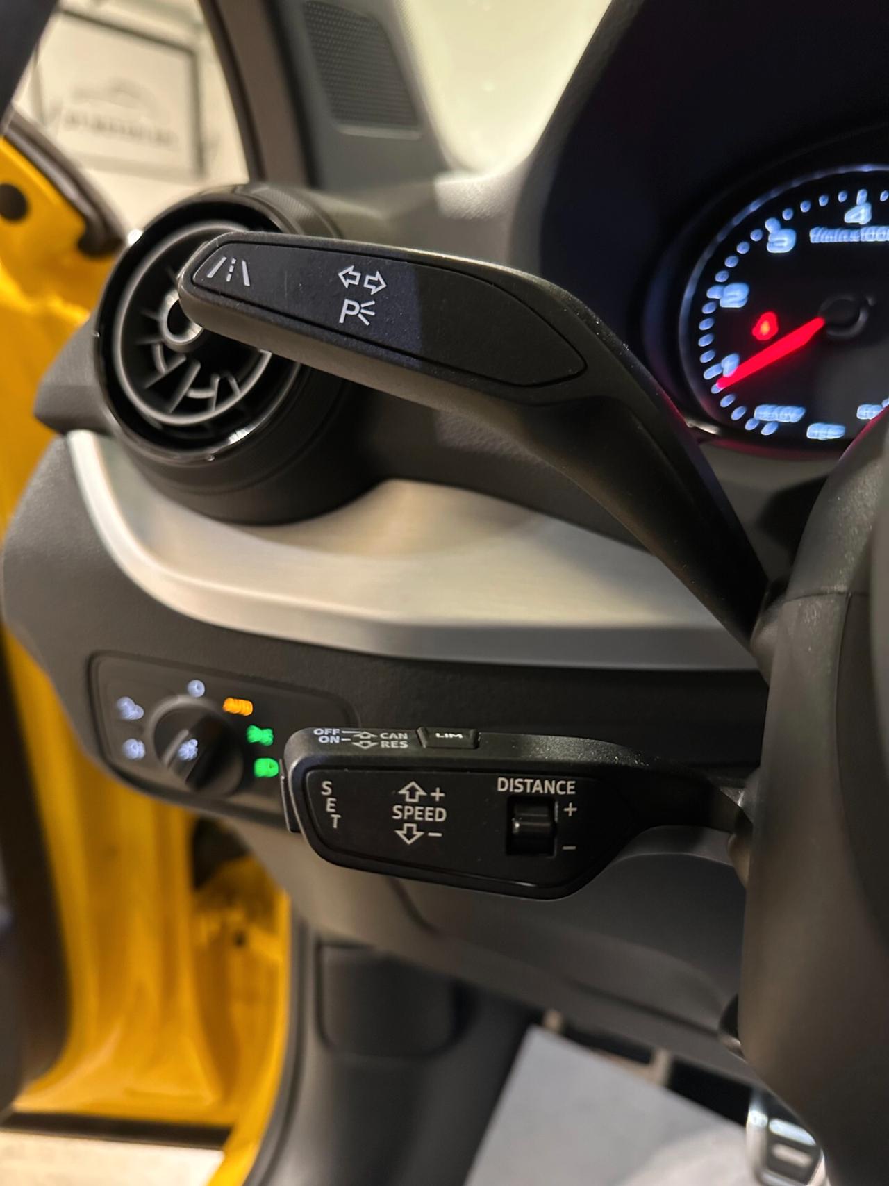 Audi Q2 1.6 TDI Sline - TETTO CERCHI DA 19' PRONTA CONSEGNA