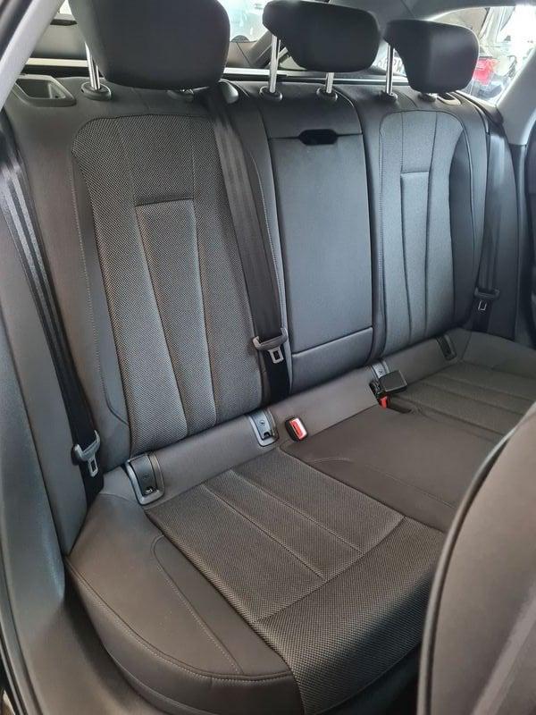 Audi A4 2.0 35 TDI BUSINESS S TRONIC