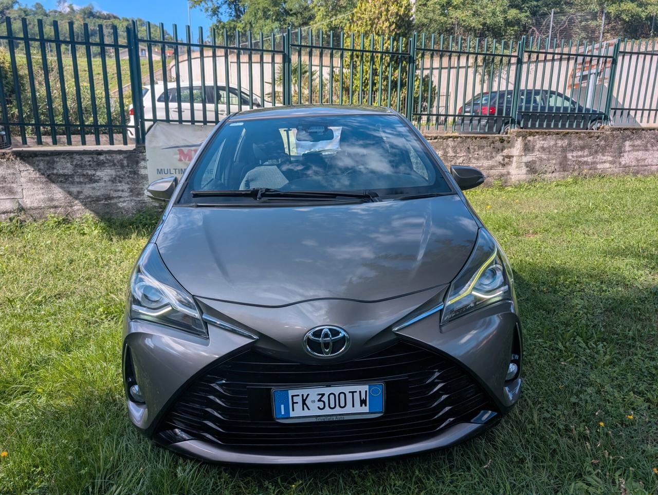 Toyota Yaris 1.0 5 porte Lounge UNICO PROPRIETARIO