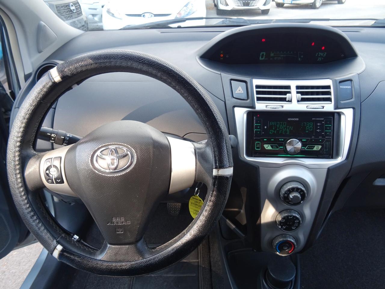 Toyota Yaris 1.3 3 porte OK NEOPATENTATI