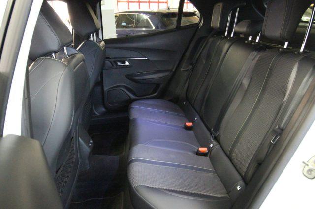 PEUGEOT 2008 BlueHDi 130 S&S EAT8 GT