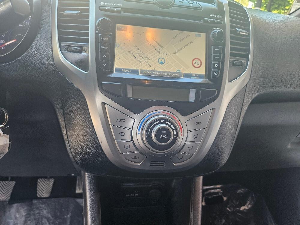Hyundai iX20 1.4 CRDI 90 CV "XPossible NAVI + RETROCAMERA"