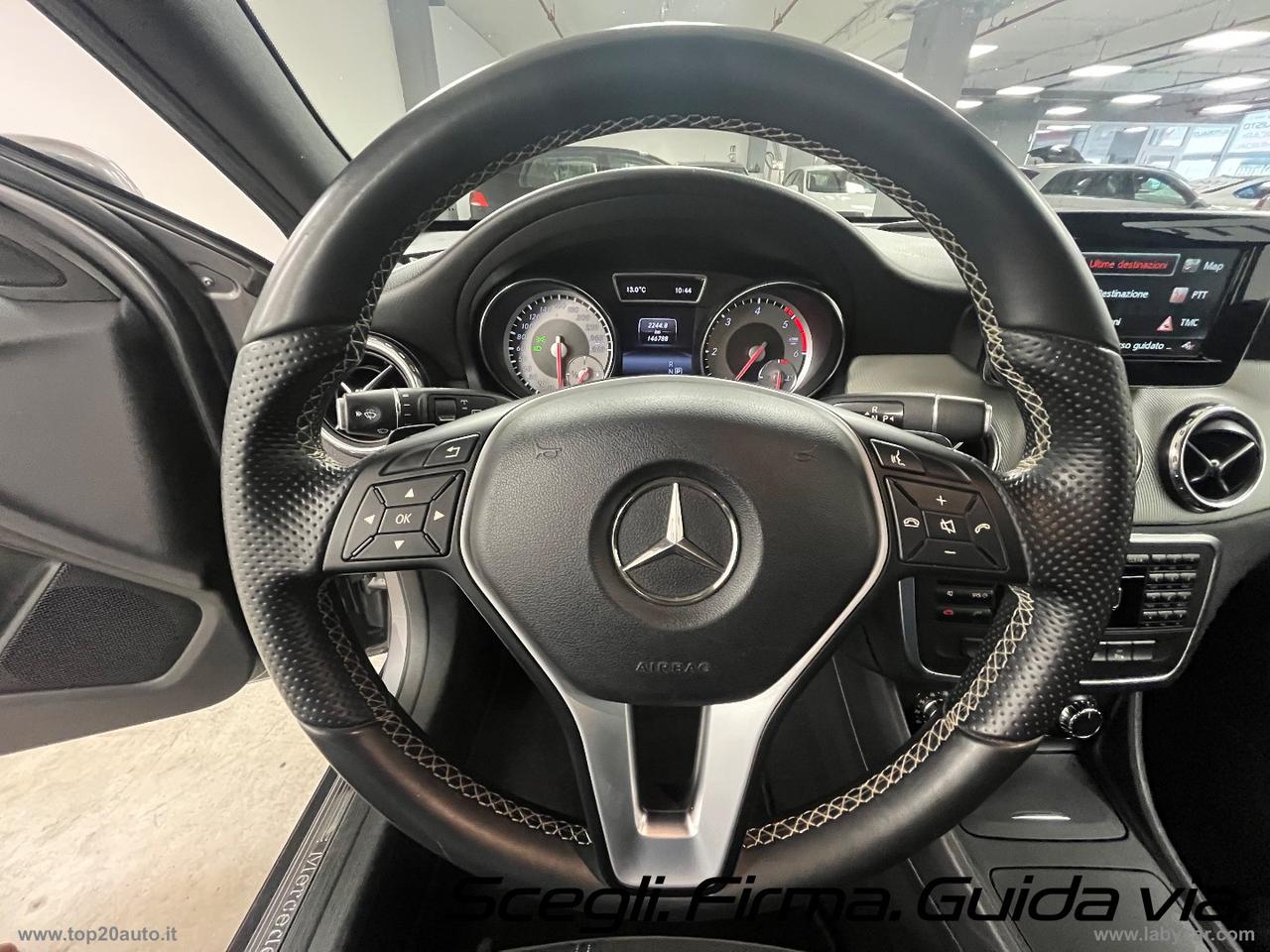MERCEDES-BENZ GLA 200 CDI Automatic Sport