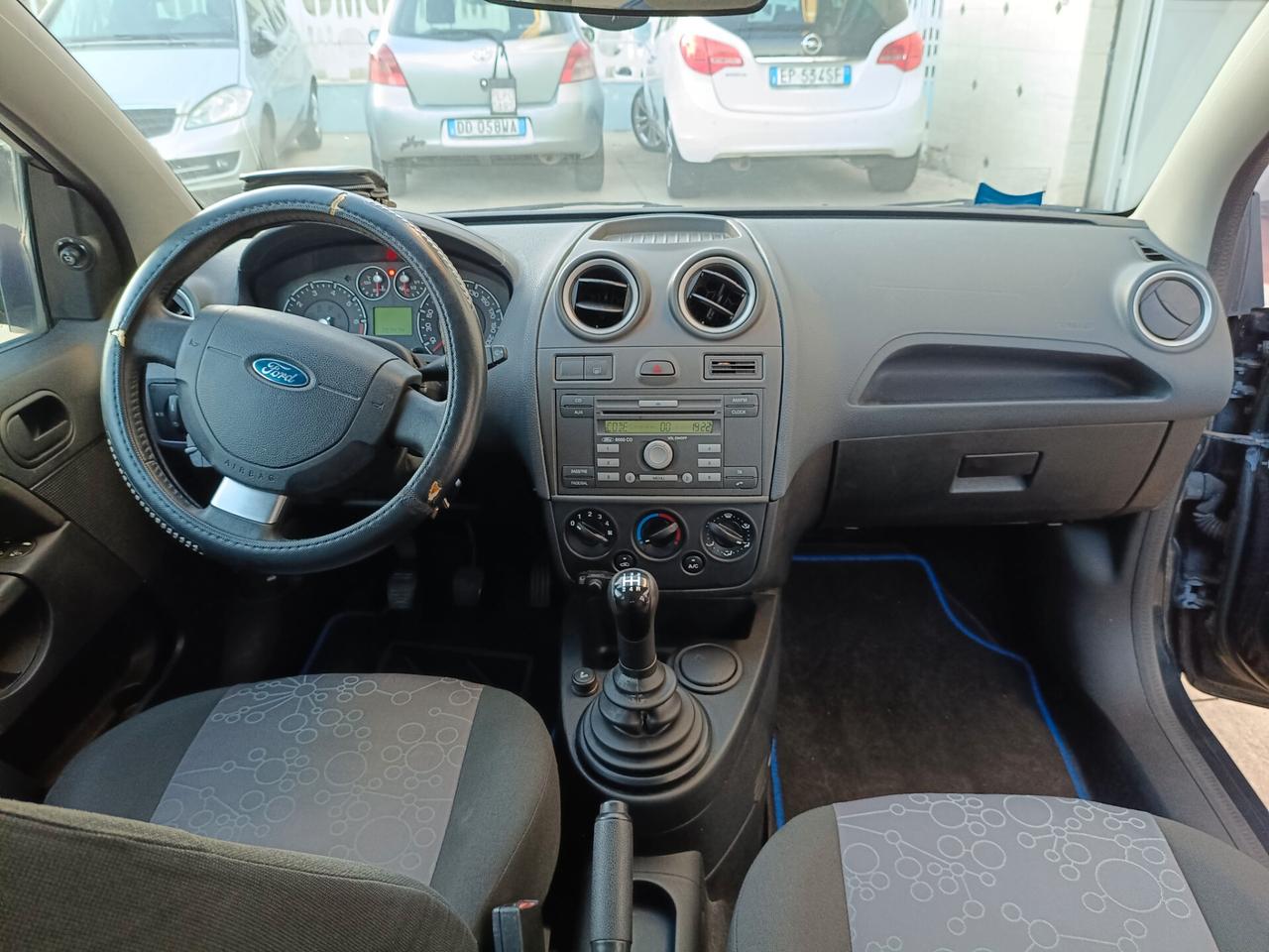 Ford Fiesta 1.2 16V 5p. Ghia