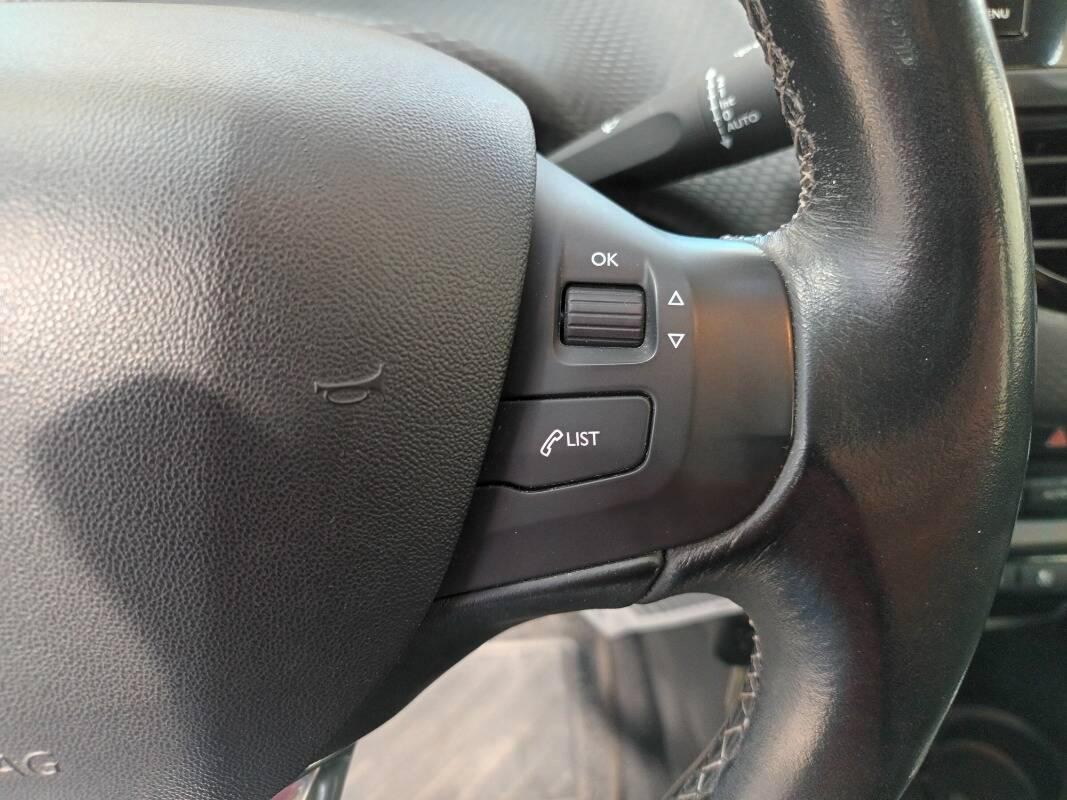 Peugeot 208 1.6 hdi Allure 75cv 5p