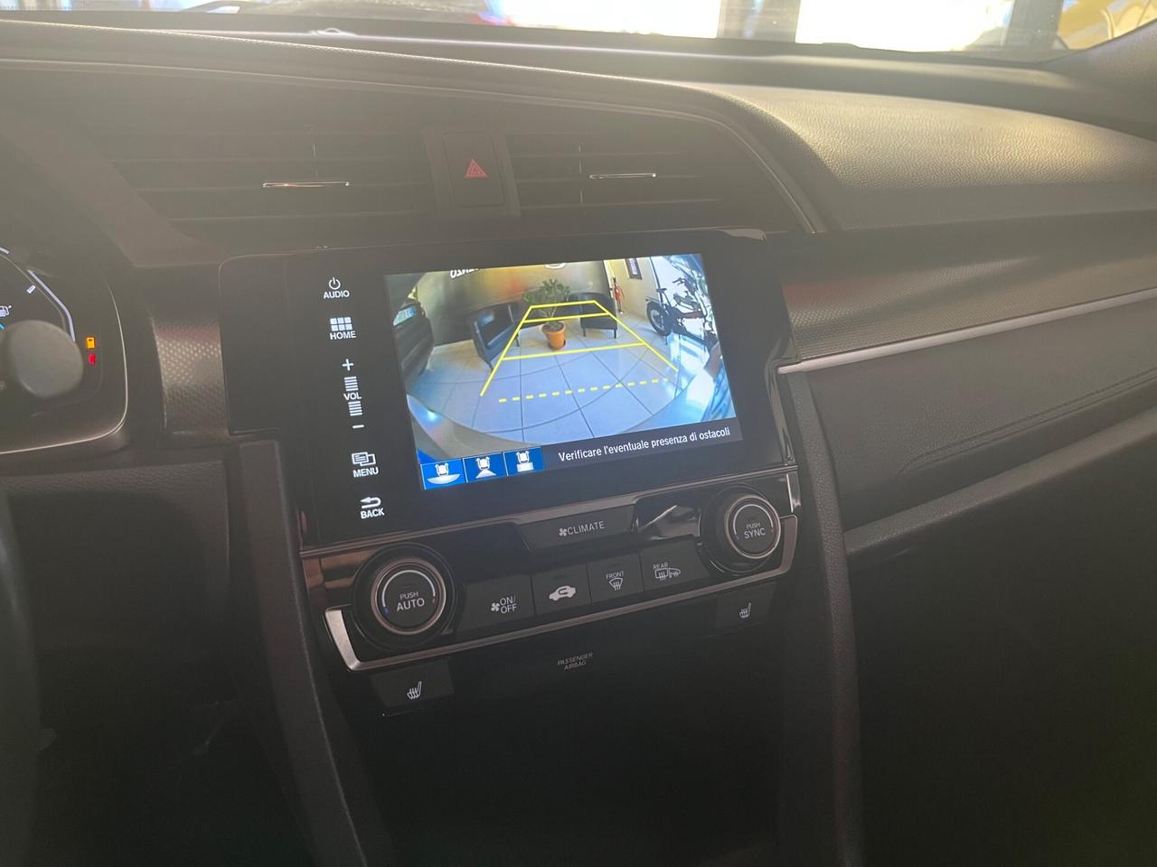 Honda Civic 1.0T 5 porte Executive Premium