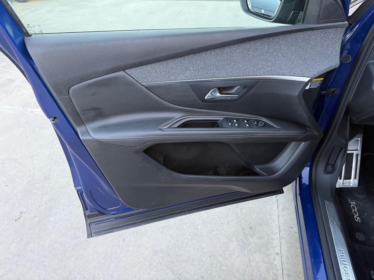 Peugeot 3008 Blue HDi 120 GT Line Tetto Apribile