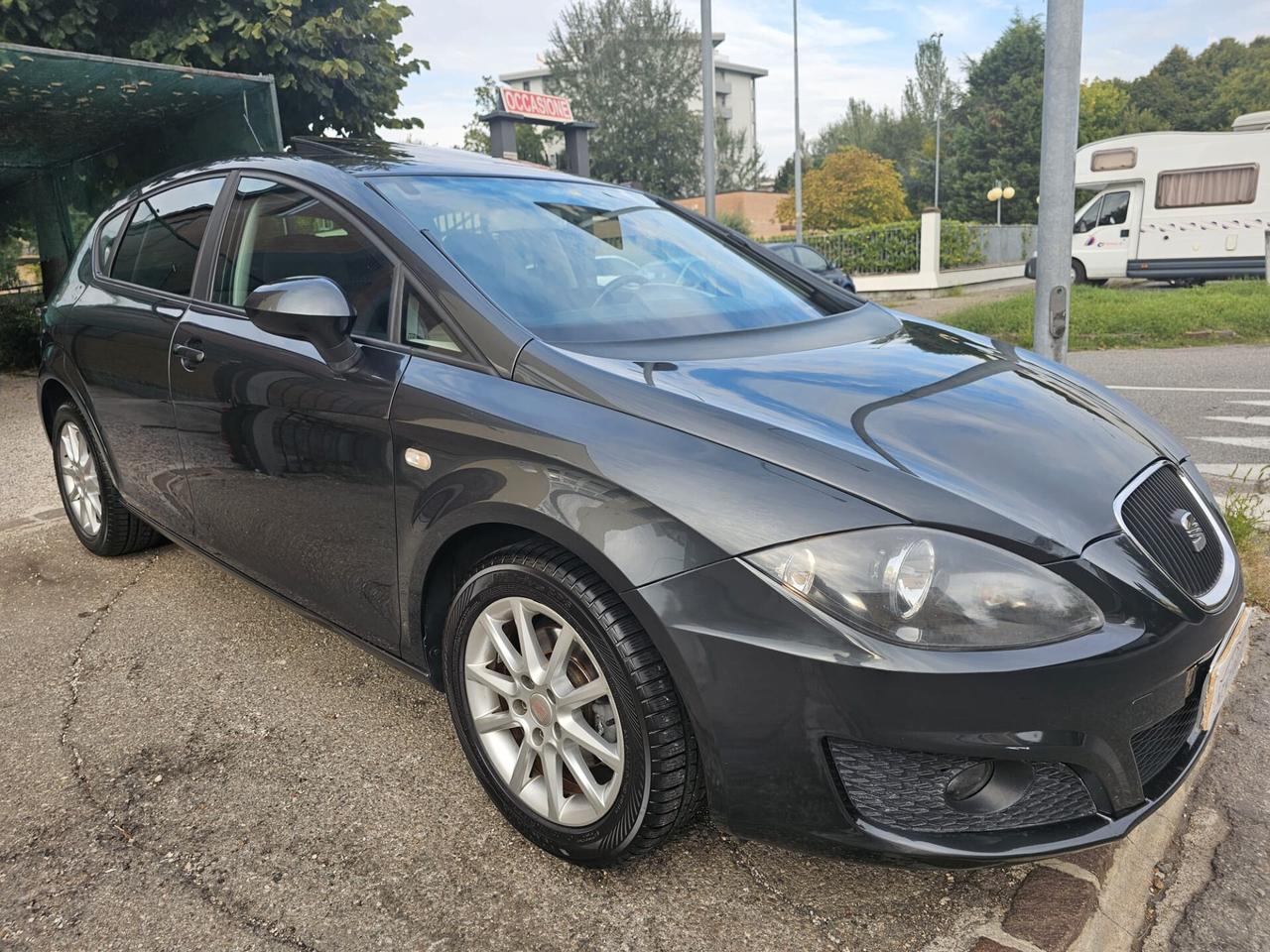 Seat Leon 1.6 TDI 105cv Style*DSG*Tetto*Euro5*