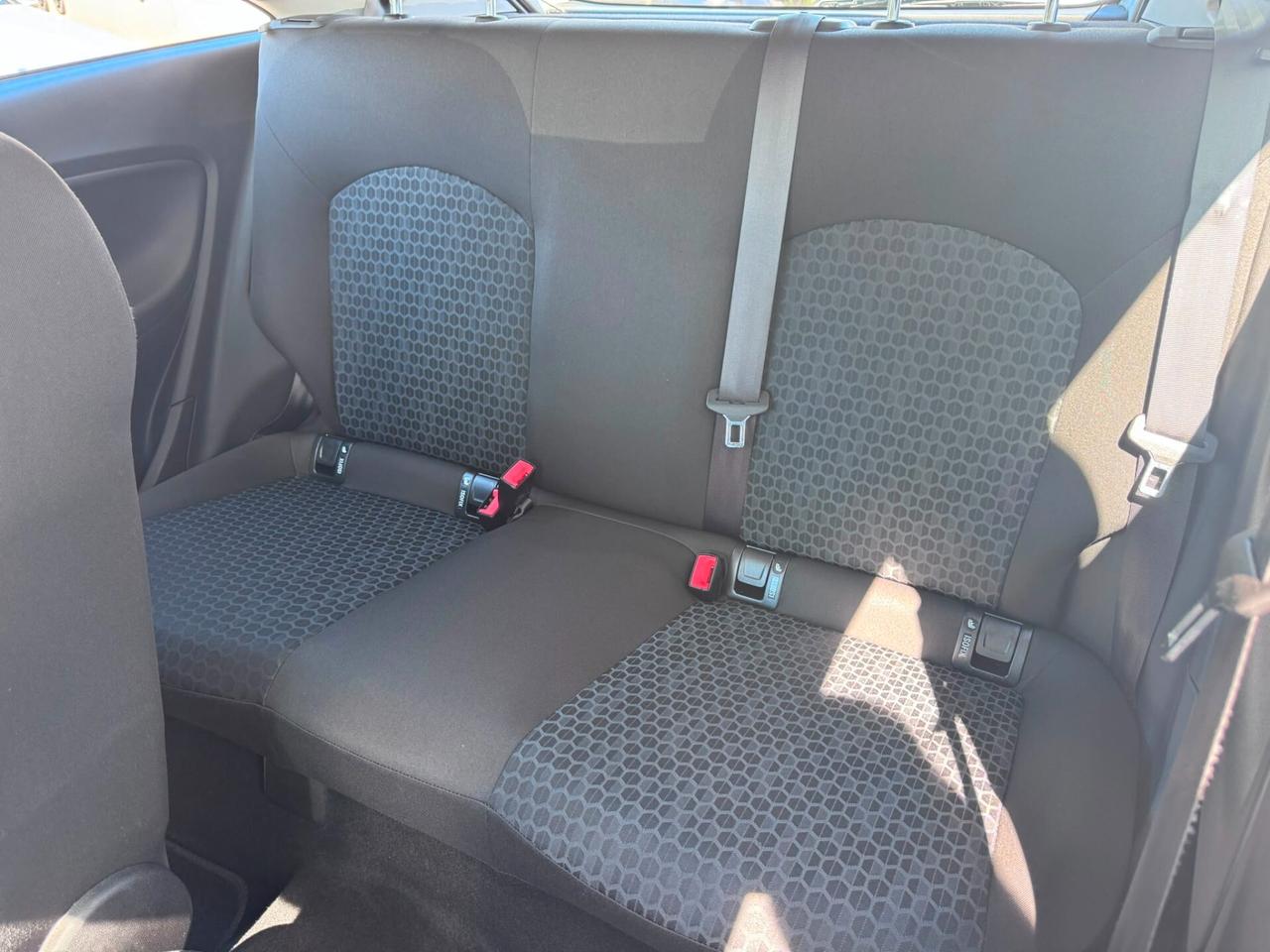 Opel Corsa 1.2 Coupé n-Joy
