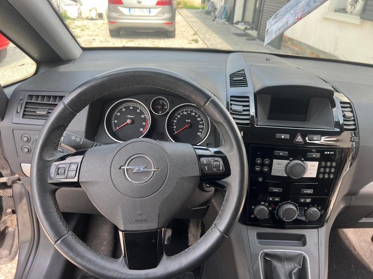 Opel Zafira 1.6 16V ecoM 150CV Turbo One