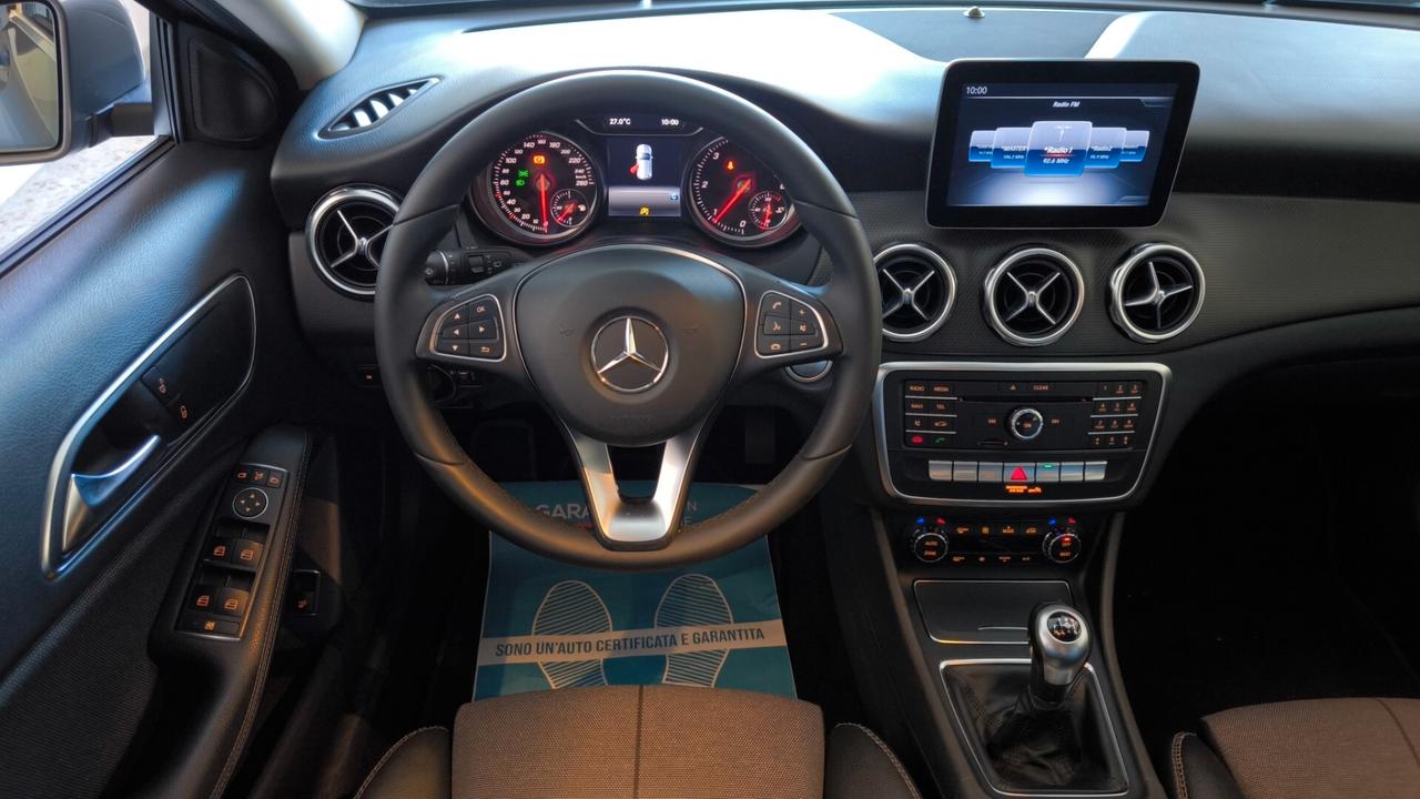 Mercedes-benz GLA 180 d Business