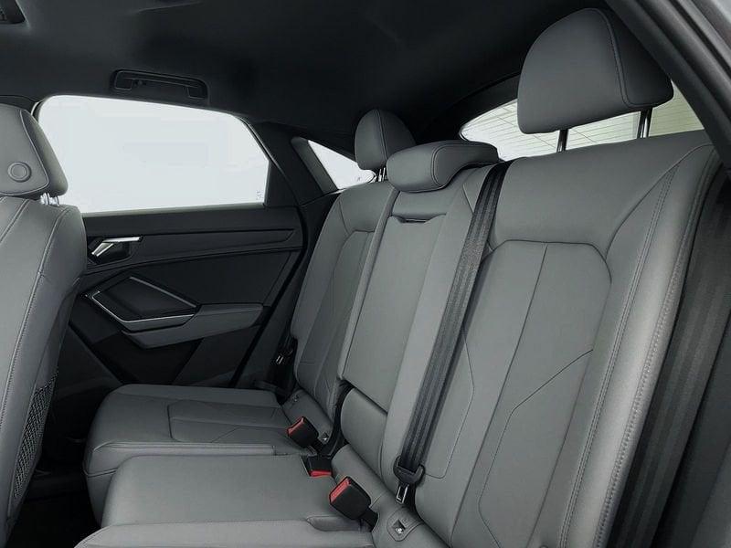 Audi Q3 40 TDI quattro S tronic S line edition