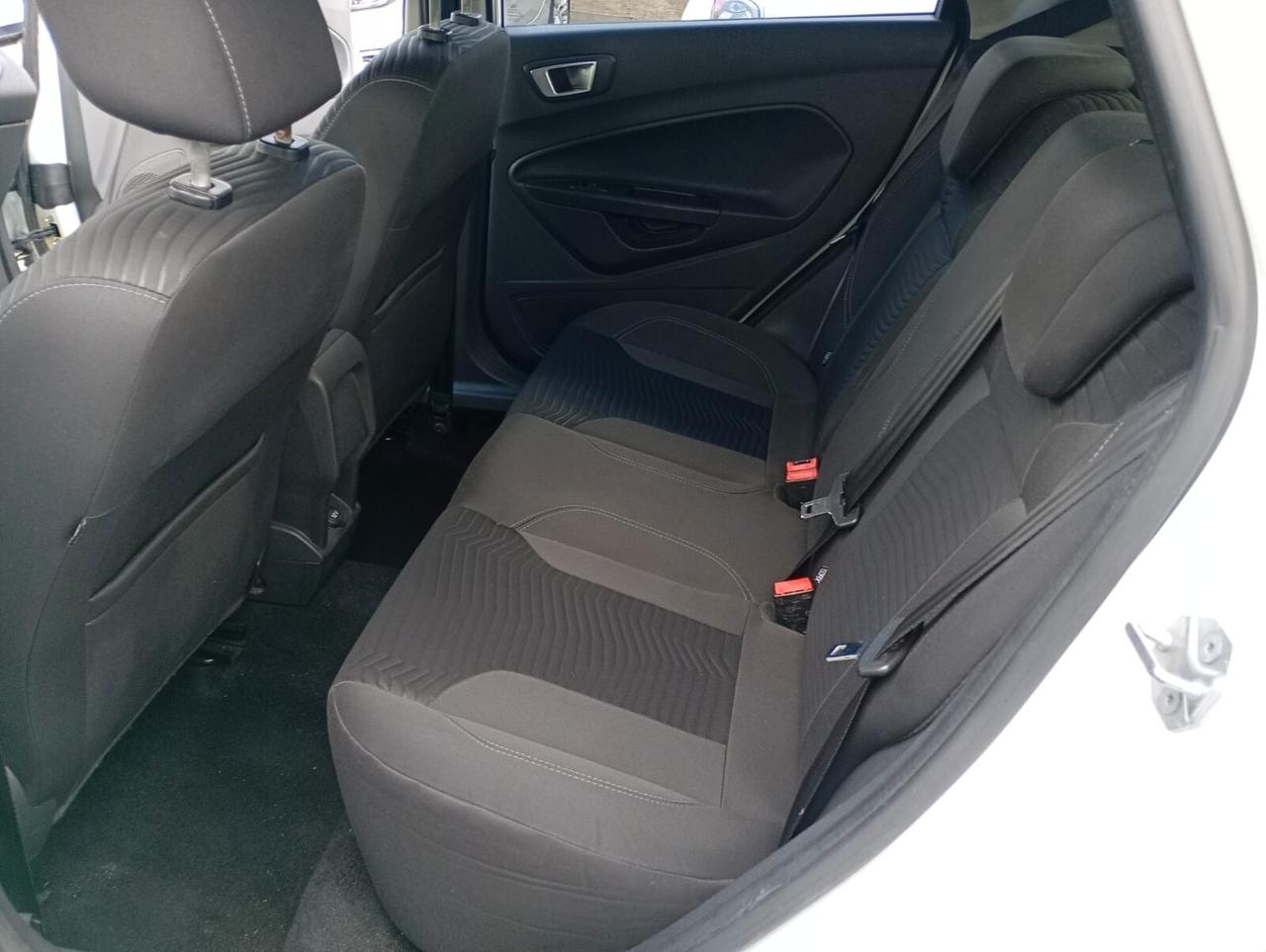 FORD FIESTA 1.5 DIESEL TITANIUM UNICOPROPRIETARIO