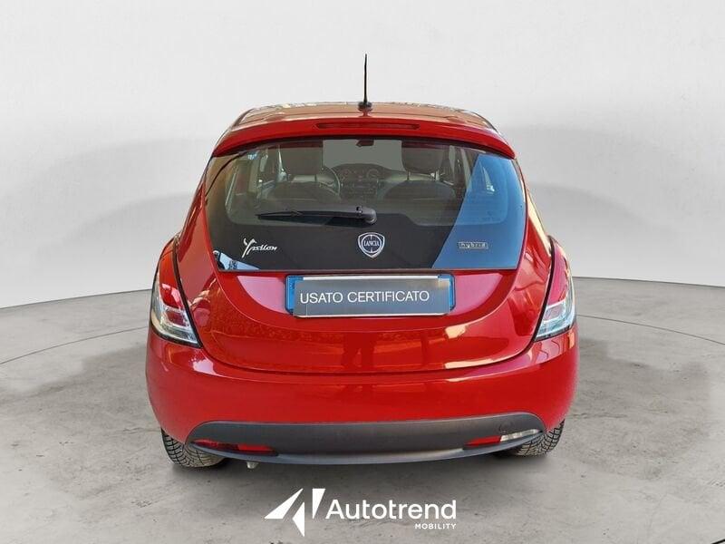 Lancia Ypsilon 1.0 FireFly 69 CV 5 porte S&S Hybrid Silver