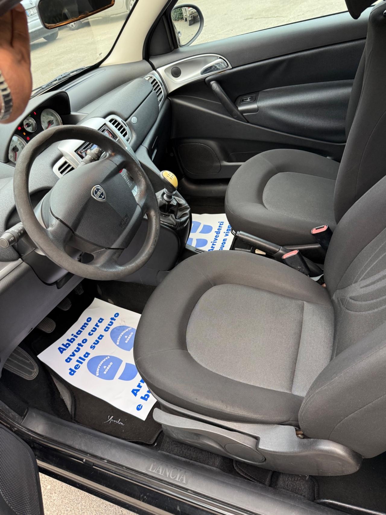 Lancia Ypsilon 1.4 Platinum Ecochic GPL