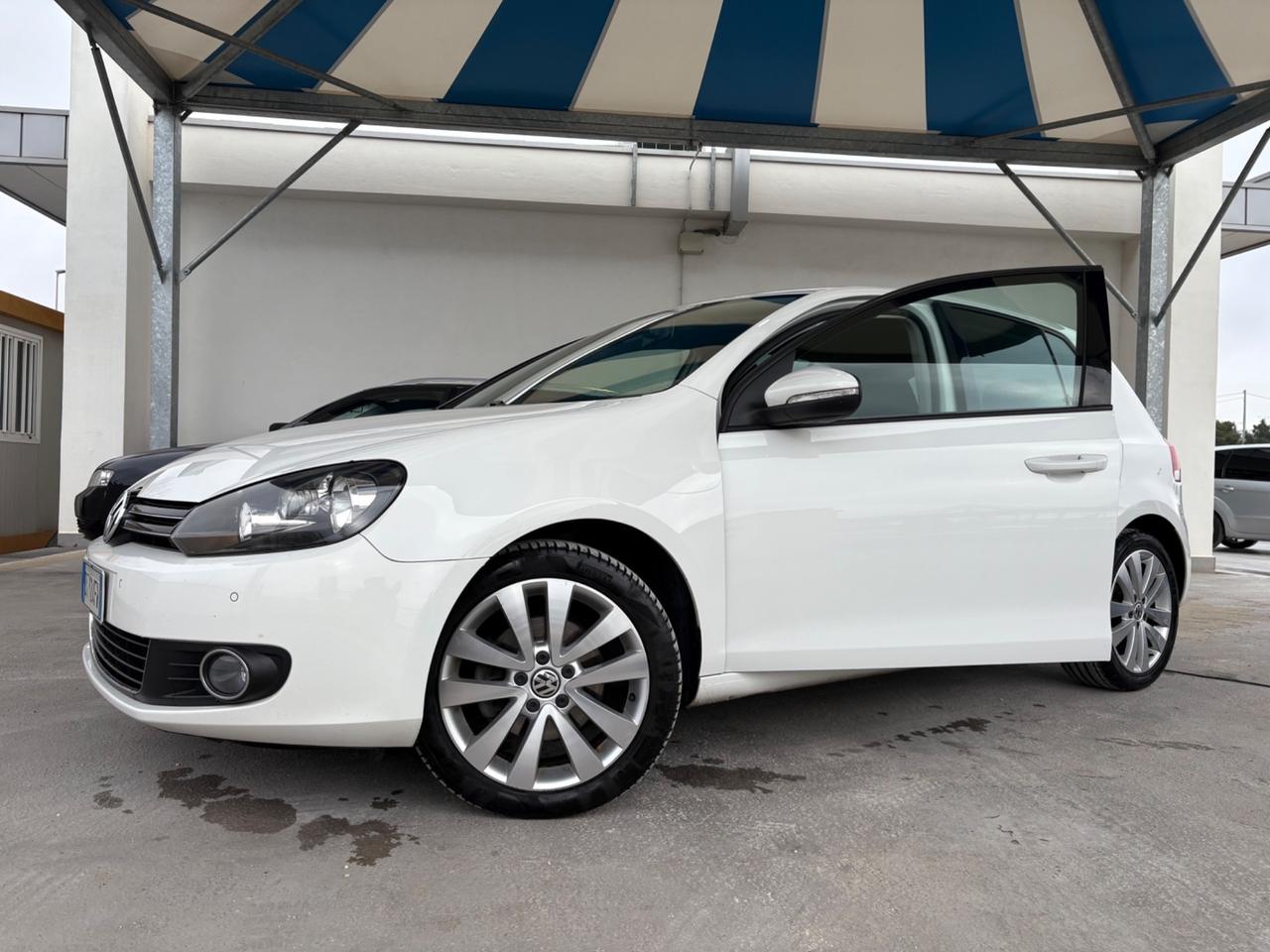 Volkswagen Golf 2.0 TDI 140CV DPF DSG 5p. Highline