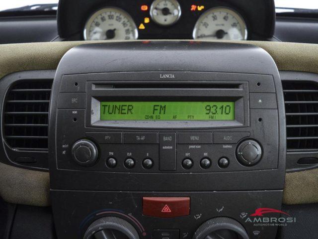 LANCIA Ypsilon 1.2 - PER OPERATORI DEL SETTORE