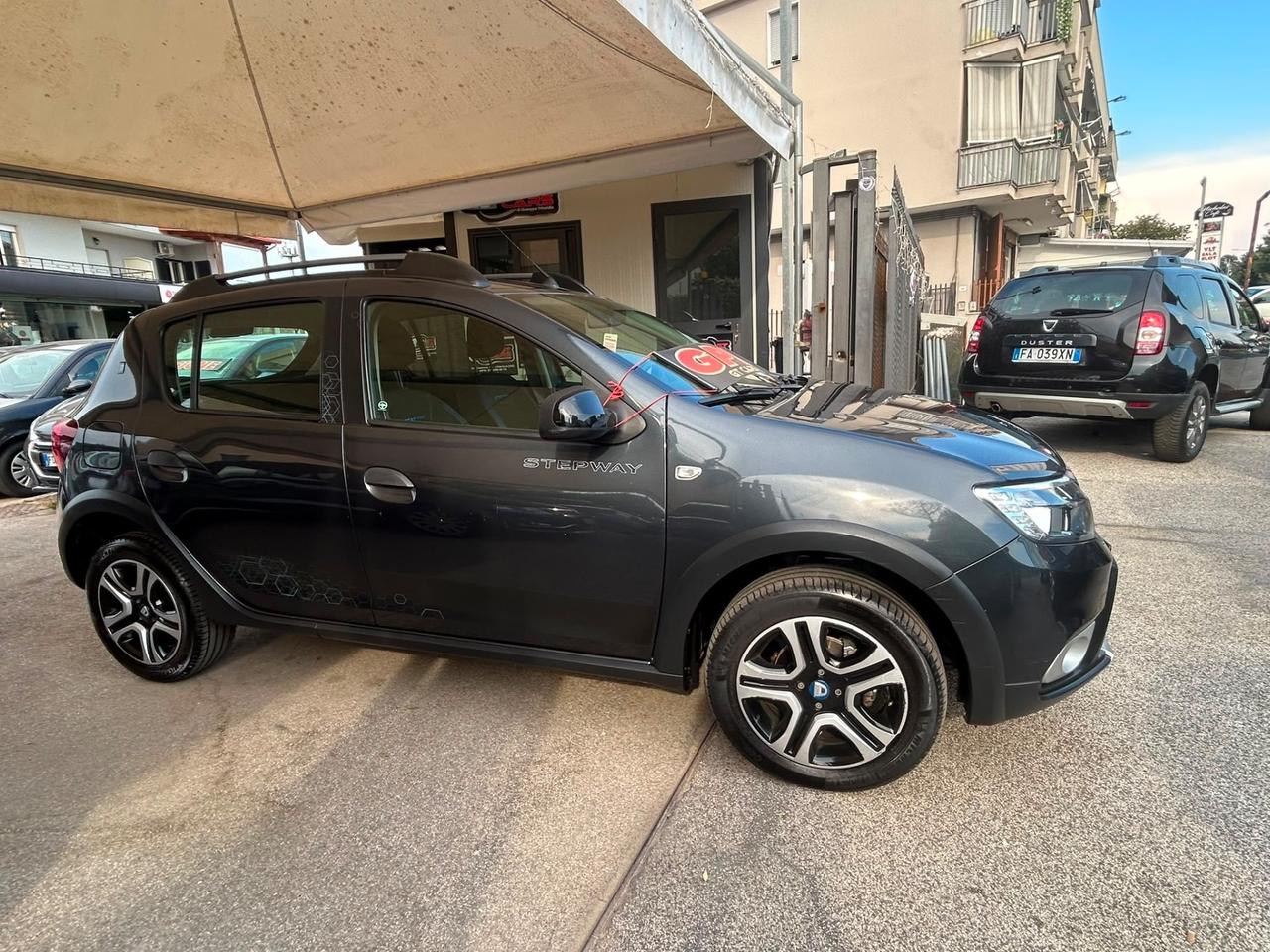Dacia Sandero Stepway 1.0 TCe 100CV ECO-G 15th Anniversary