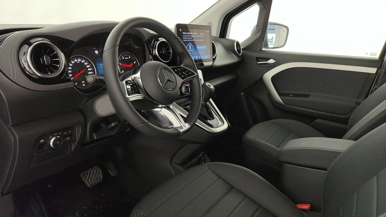 Mercedes-Benz Classe T 180 d