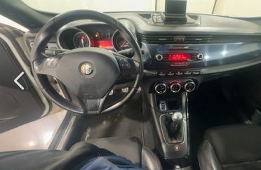 Alfa Romeo Giulietta 1.4 t. m.air Distinctive 170cv 12 mesi garanzia