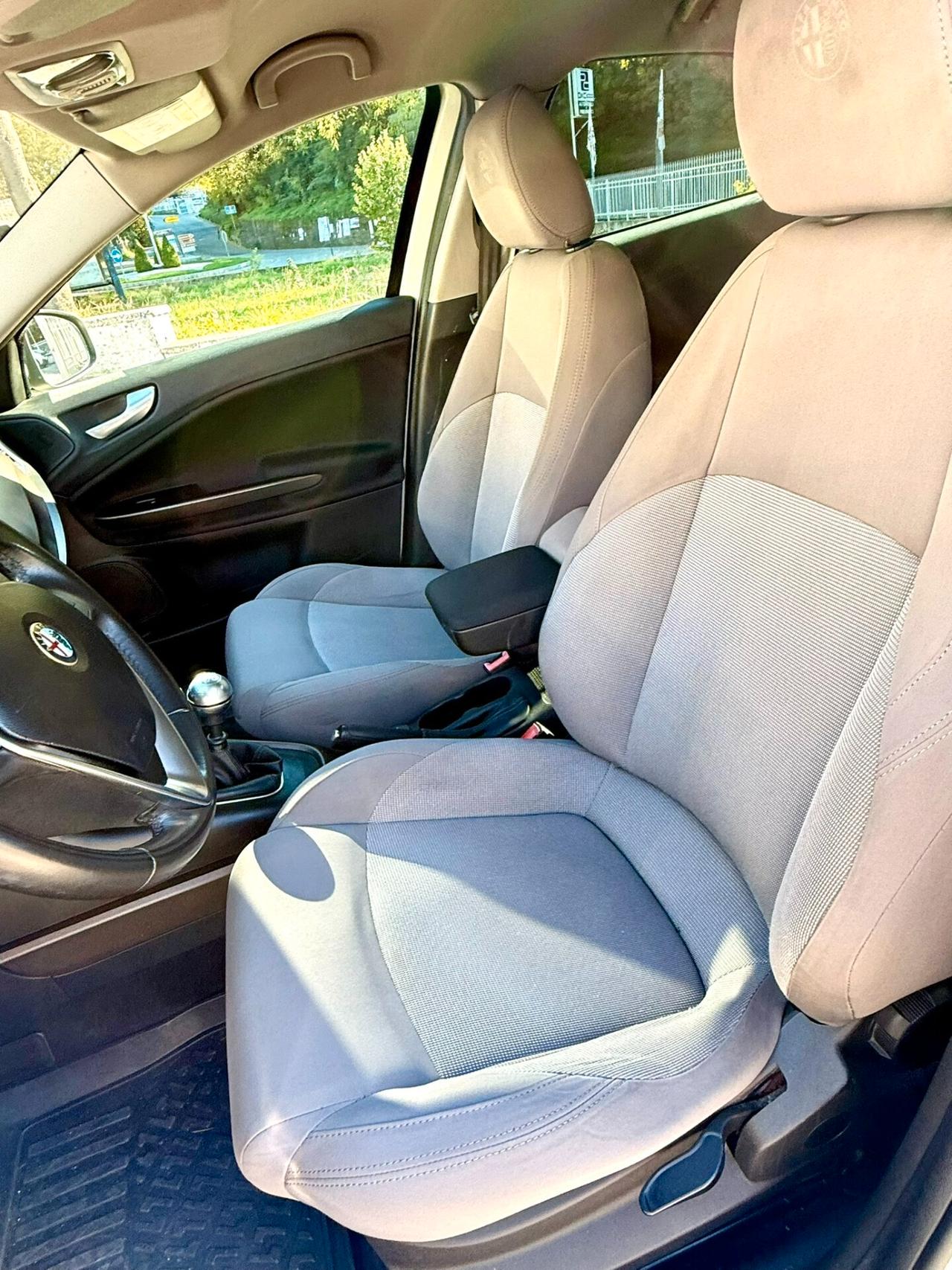 Alfa Romeo Giulietta 1.6 JTDm-2 105 CV Exclusive