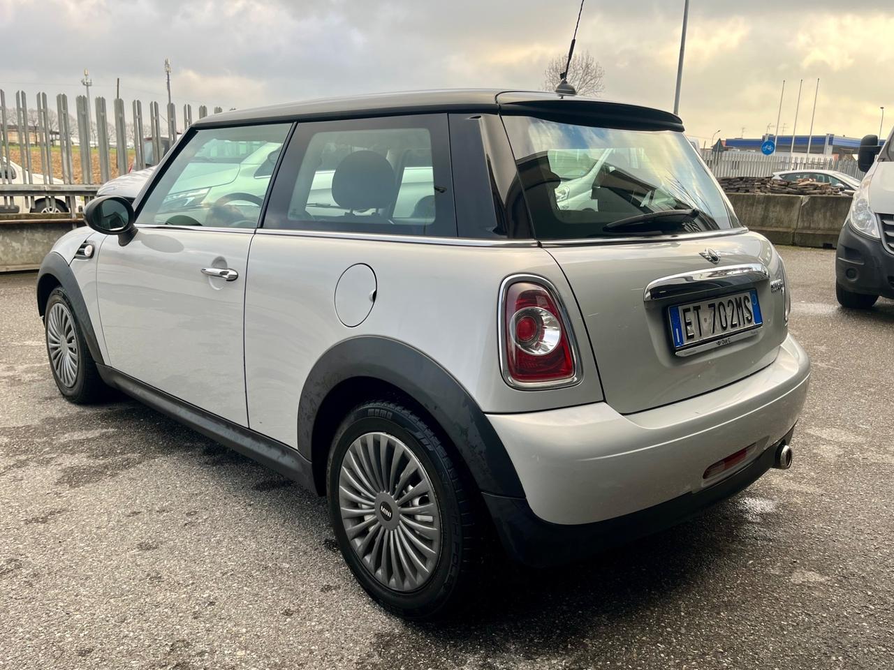Mini Cooper D 1.6D 110Cv