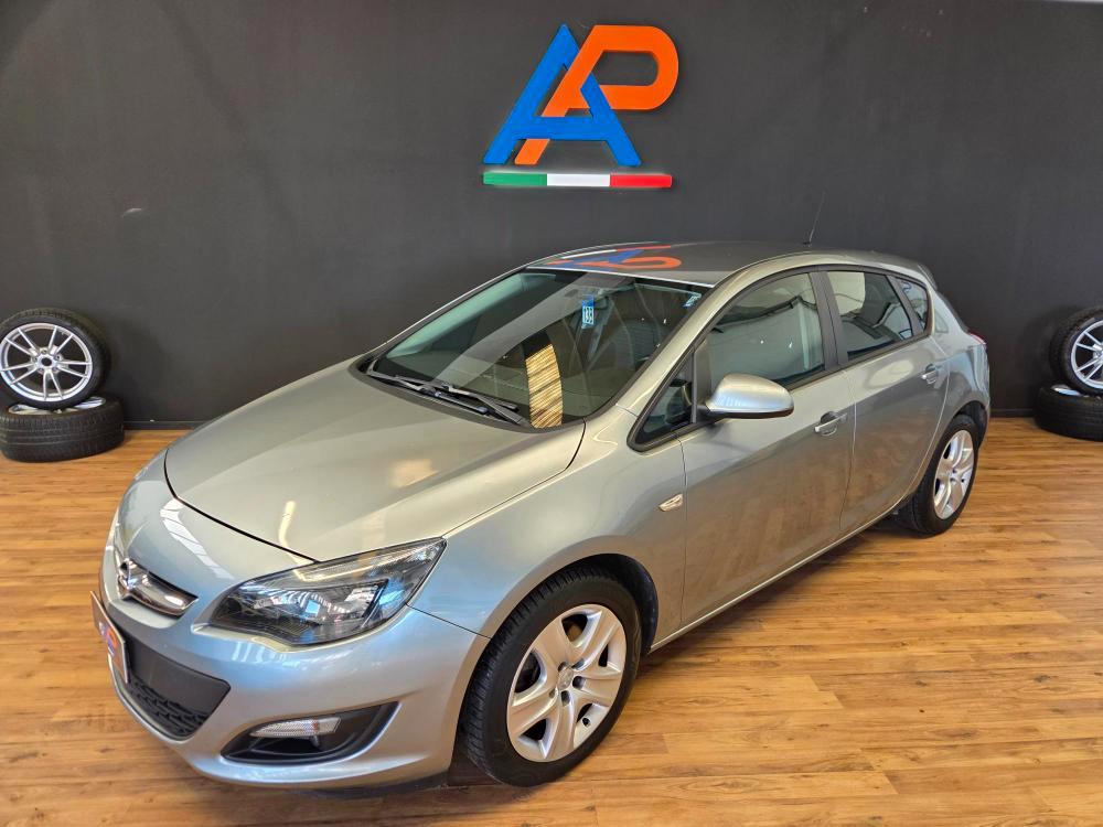 Opel Astra 5 Porte 1.6 cdti Comfort 110cv