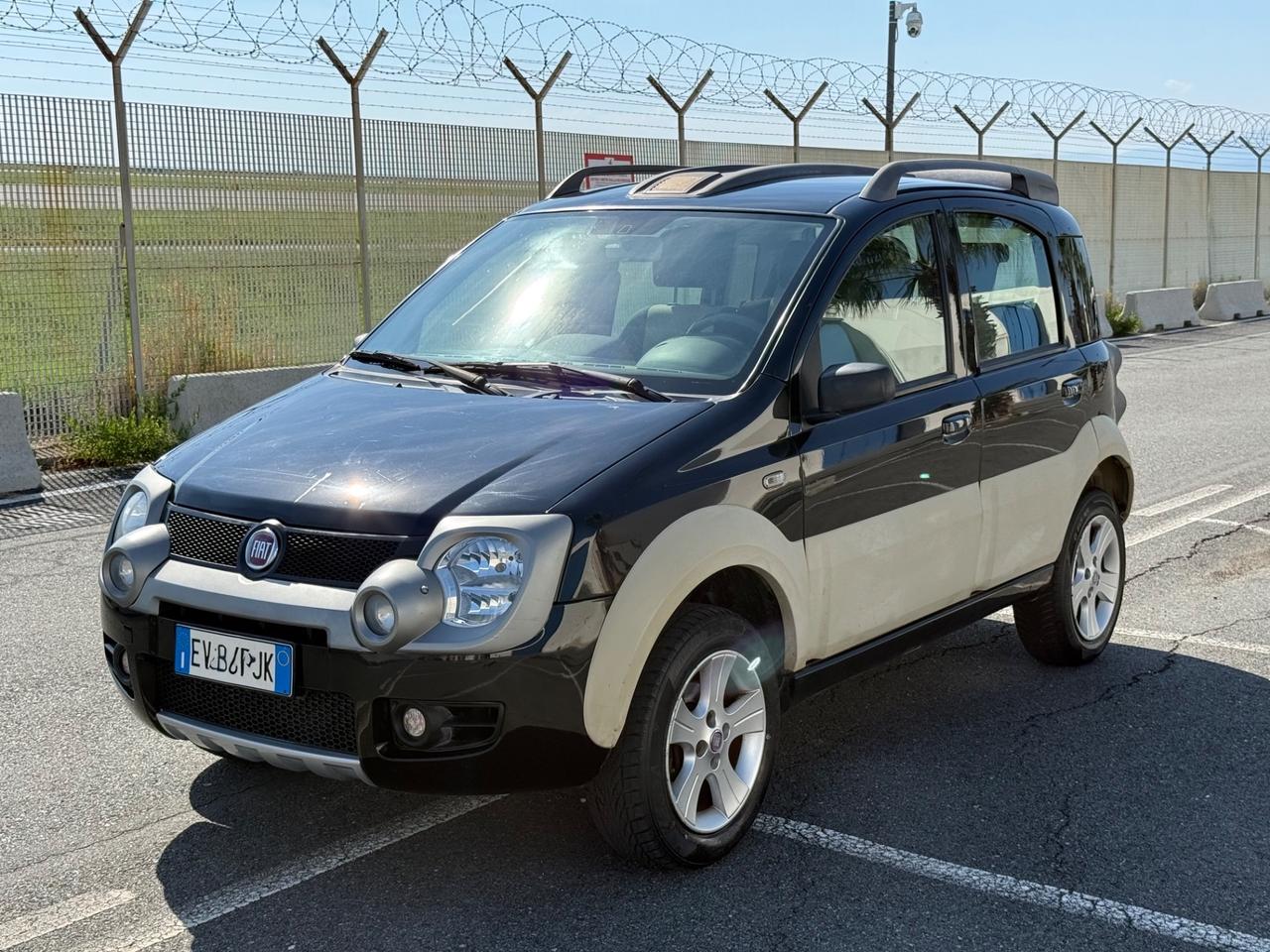 Fiat Panda 1.3 MJT 16V 4x4 Cross-DA VETRINA-PERMUTABILE