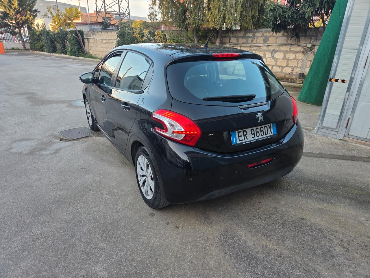 Peugeot 208 1.0 VTi 68 CV 5 porte