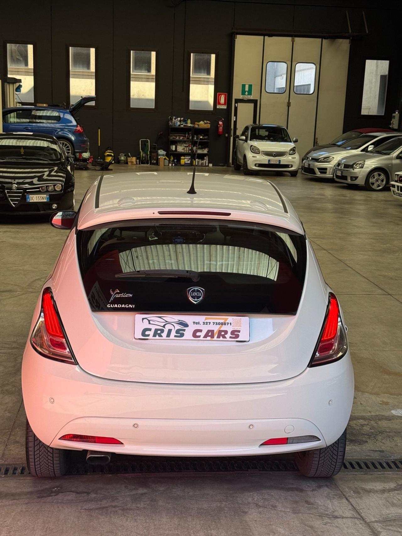 Lancia Ypsilon 1.2 69 CV 5 porte Platinum