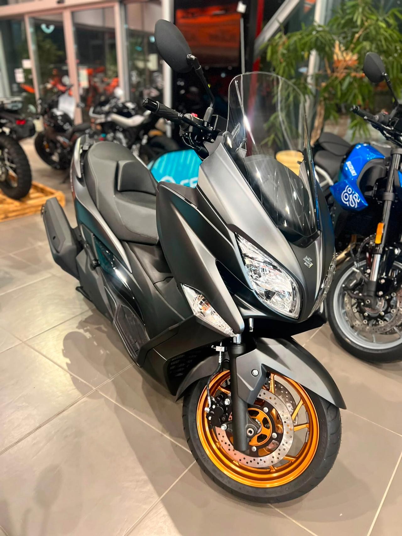 Suzuki Burgman 400
