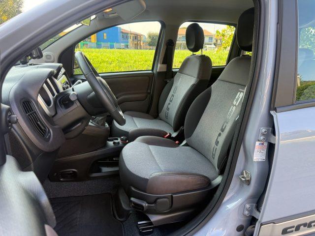 FIAT Panda CROSS 0.9 TwinAir Turbo S&S 4x4 5 POSTI
