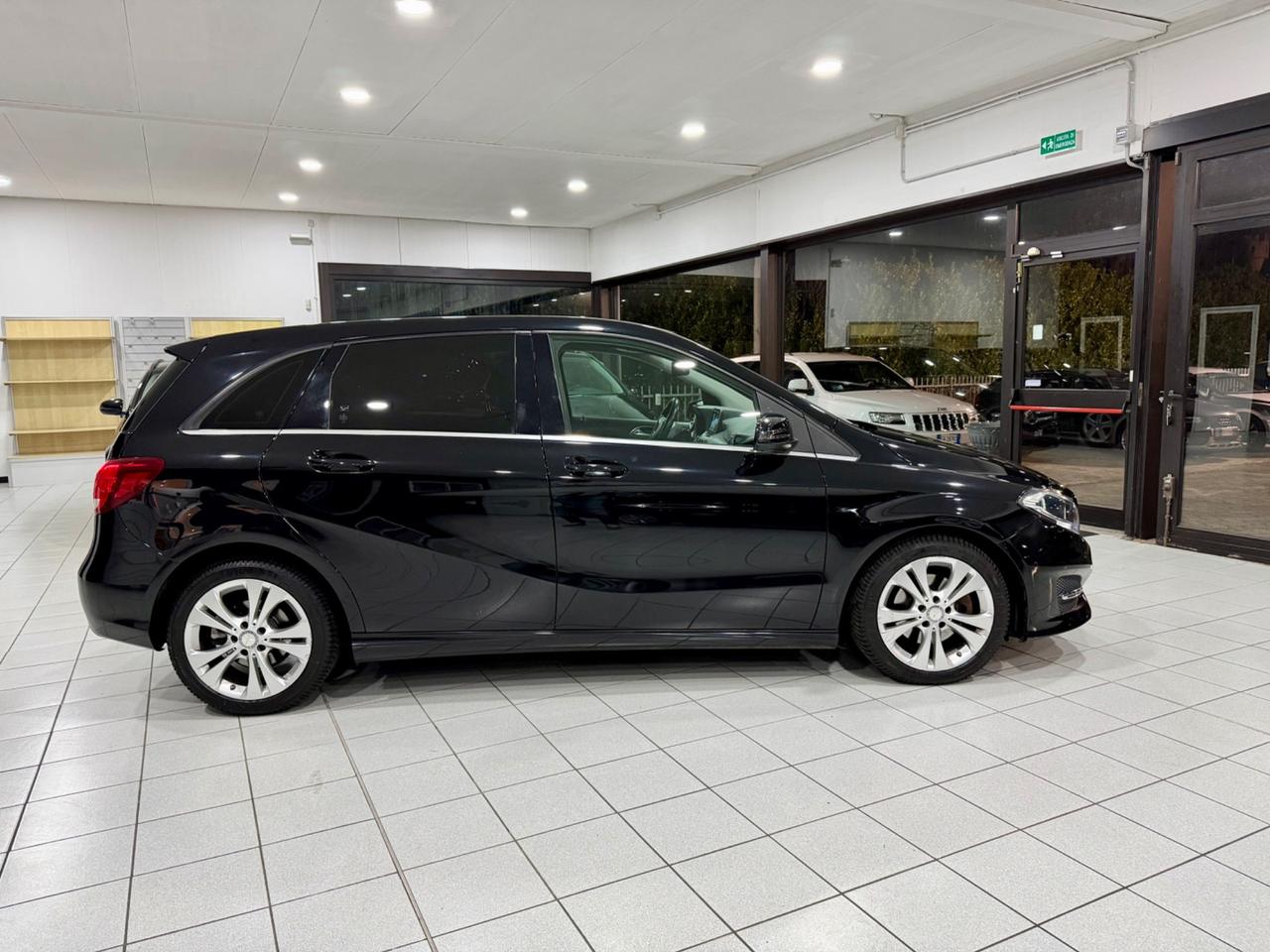 Mercedes-benz B 200 d Automatic Premium
