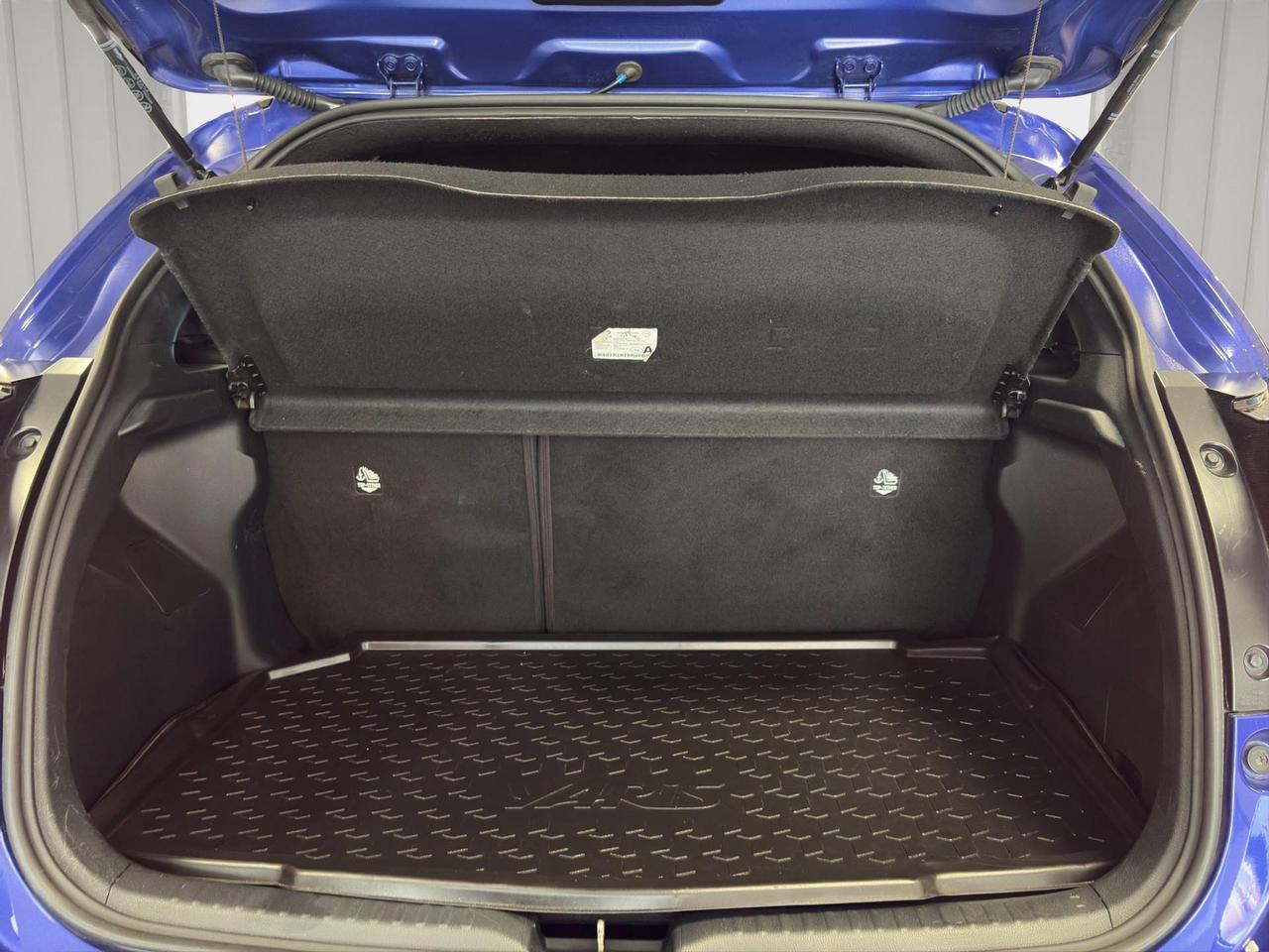 Toyota Yaris 1.5h Lounge