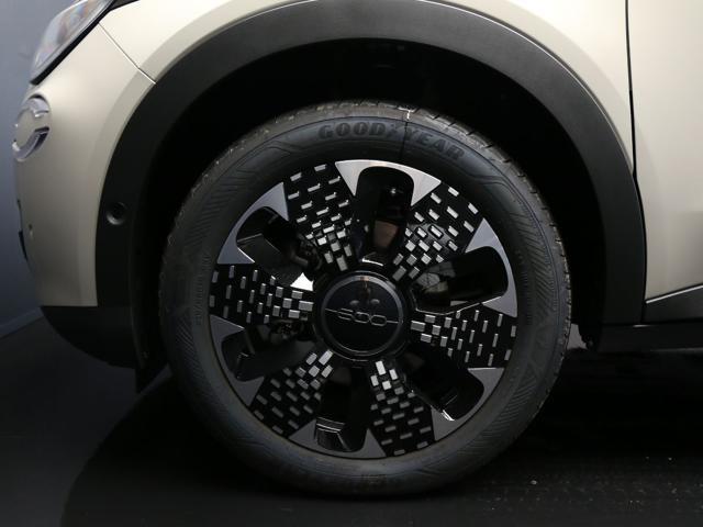 FIAT 600 Hybrid 110 CV DCT MHEV La Prima