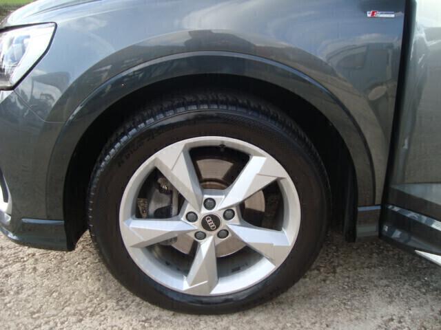 Audi Q3 SPB 40 TDI quattro 200CV S line edition