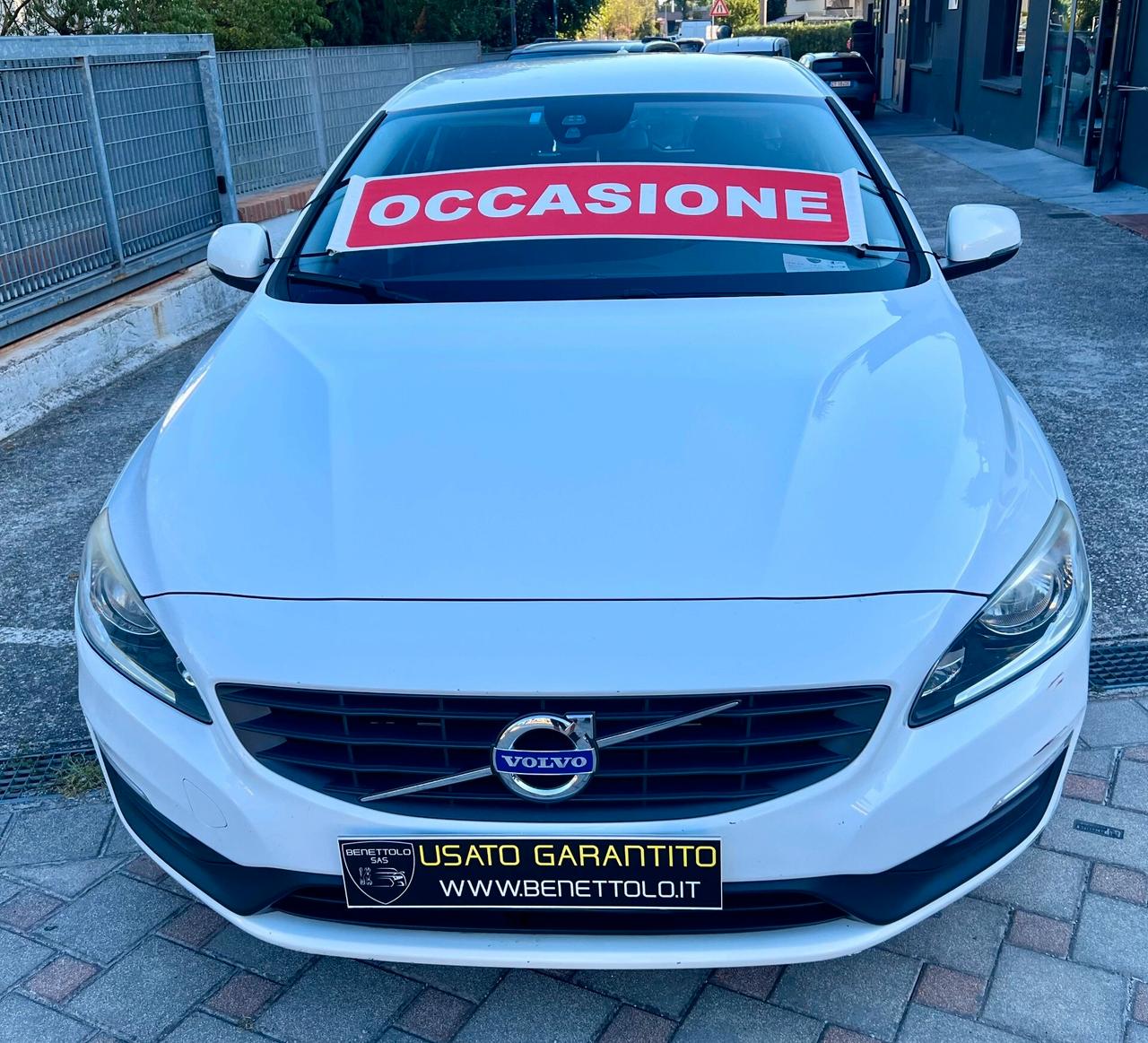 Volvo V60 D2 Geartronic Business