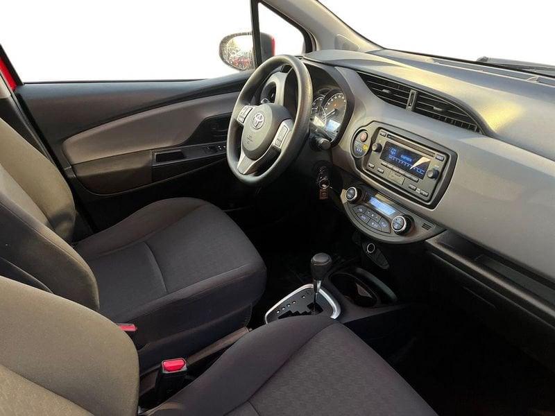 Toyota Yaris Yaris 5p 1.5h Cool