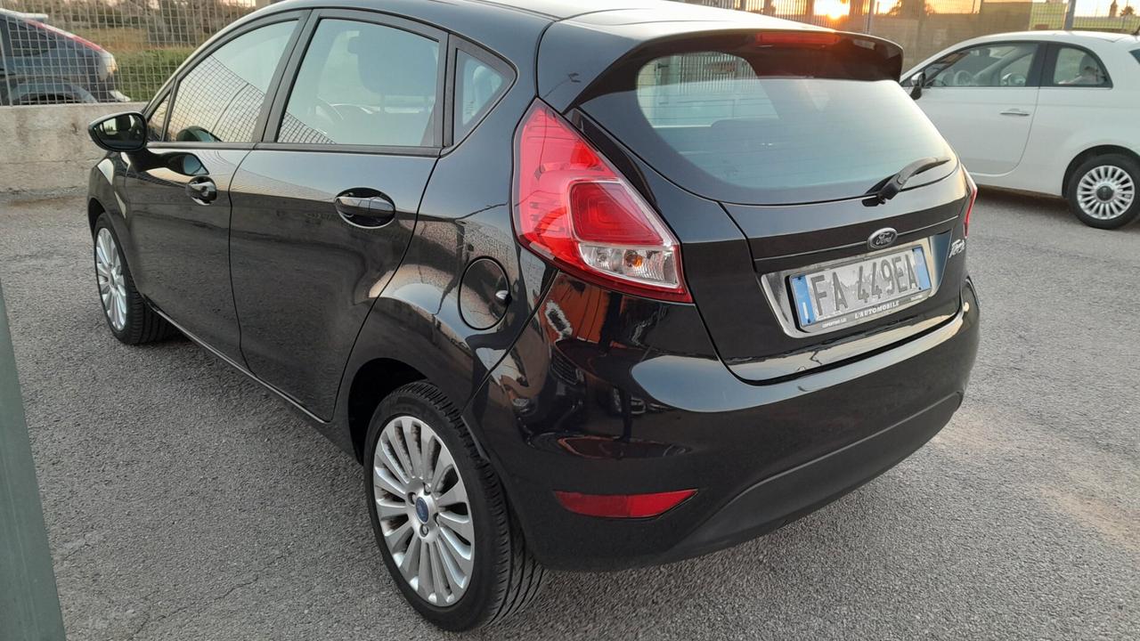 Ford Fiesta 1.4 5 porte Bz.- GPL