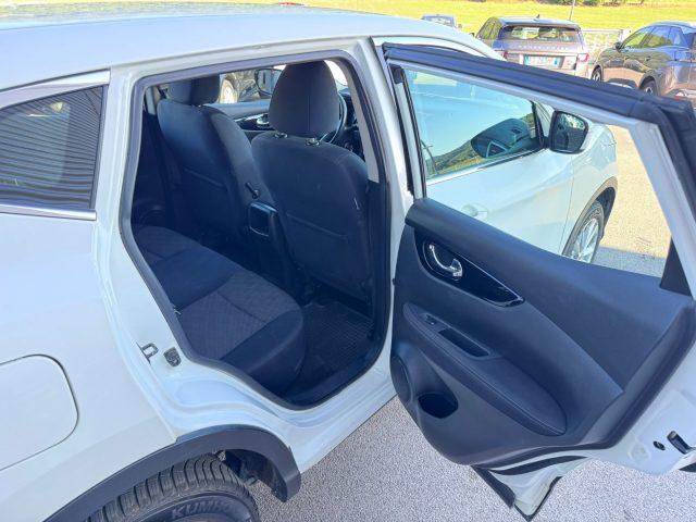 NISSAN Qashqai 1.5 dCi Tekna OK NEOPATENTATI OK DISTRIBUZIONE