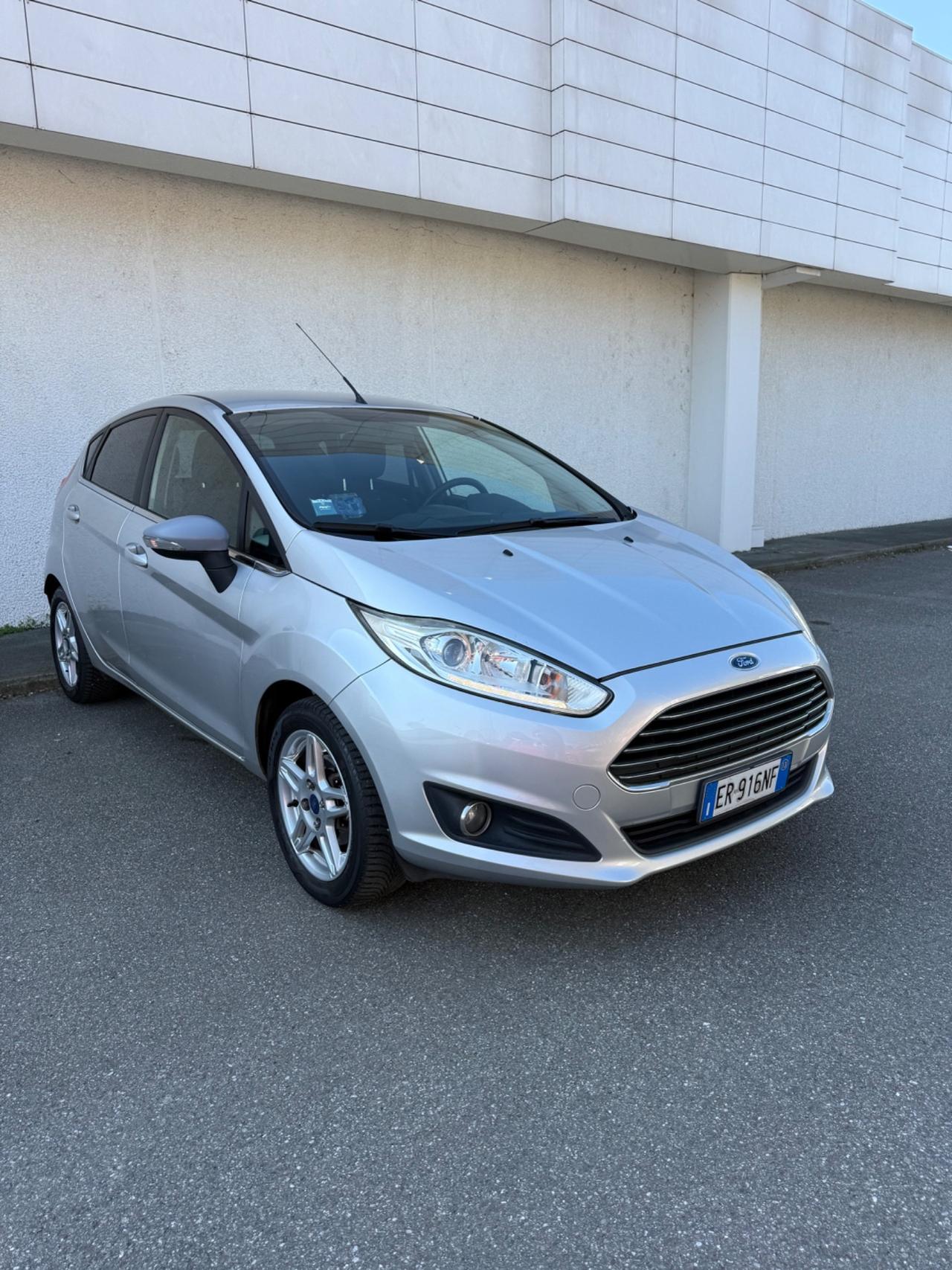Ford Fiesta Ikon 1.2 60CV 5 porte per neopatentati