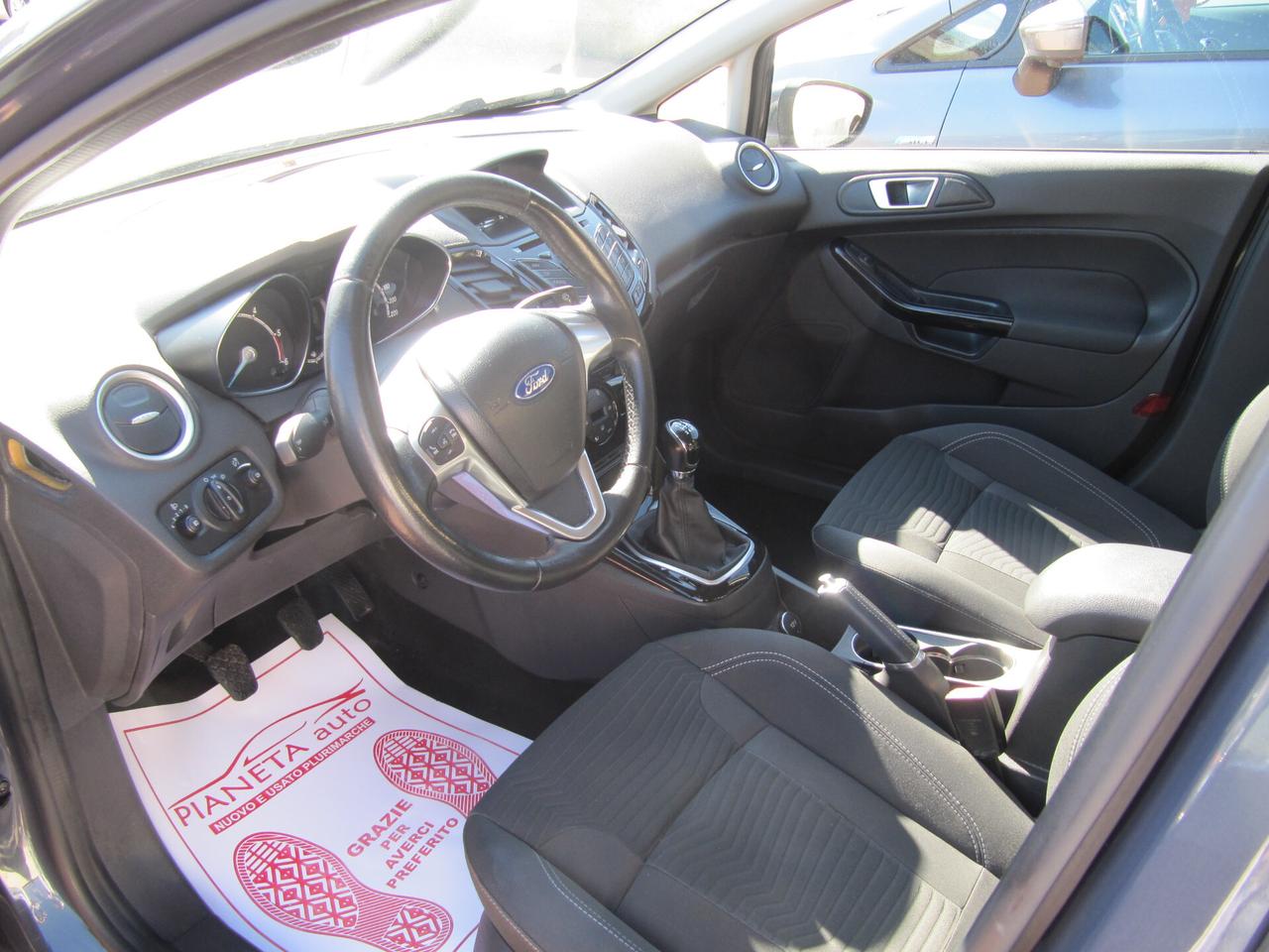 Ford Fiesta 1.5 TDCi 75CV 5 porte Titanium - 2014