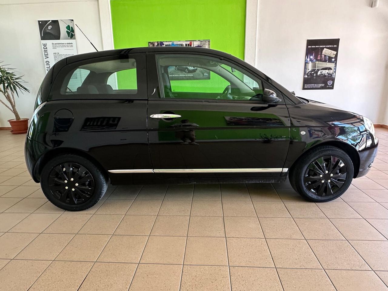 Lancia Ypsilon 1.2 Oro 60cv