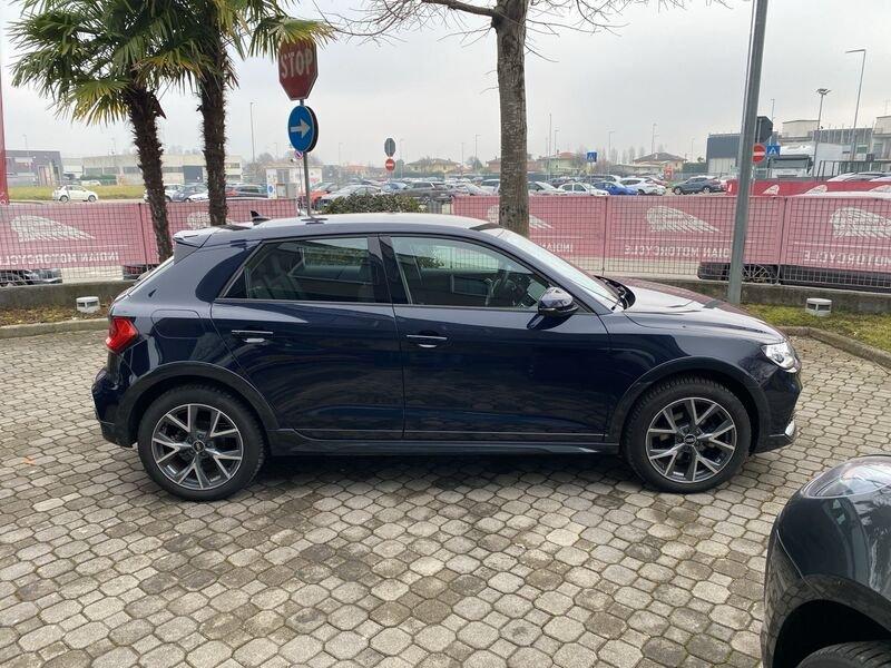 Audi A1 citycarver 30 TFSI S tronic