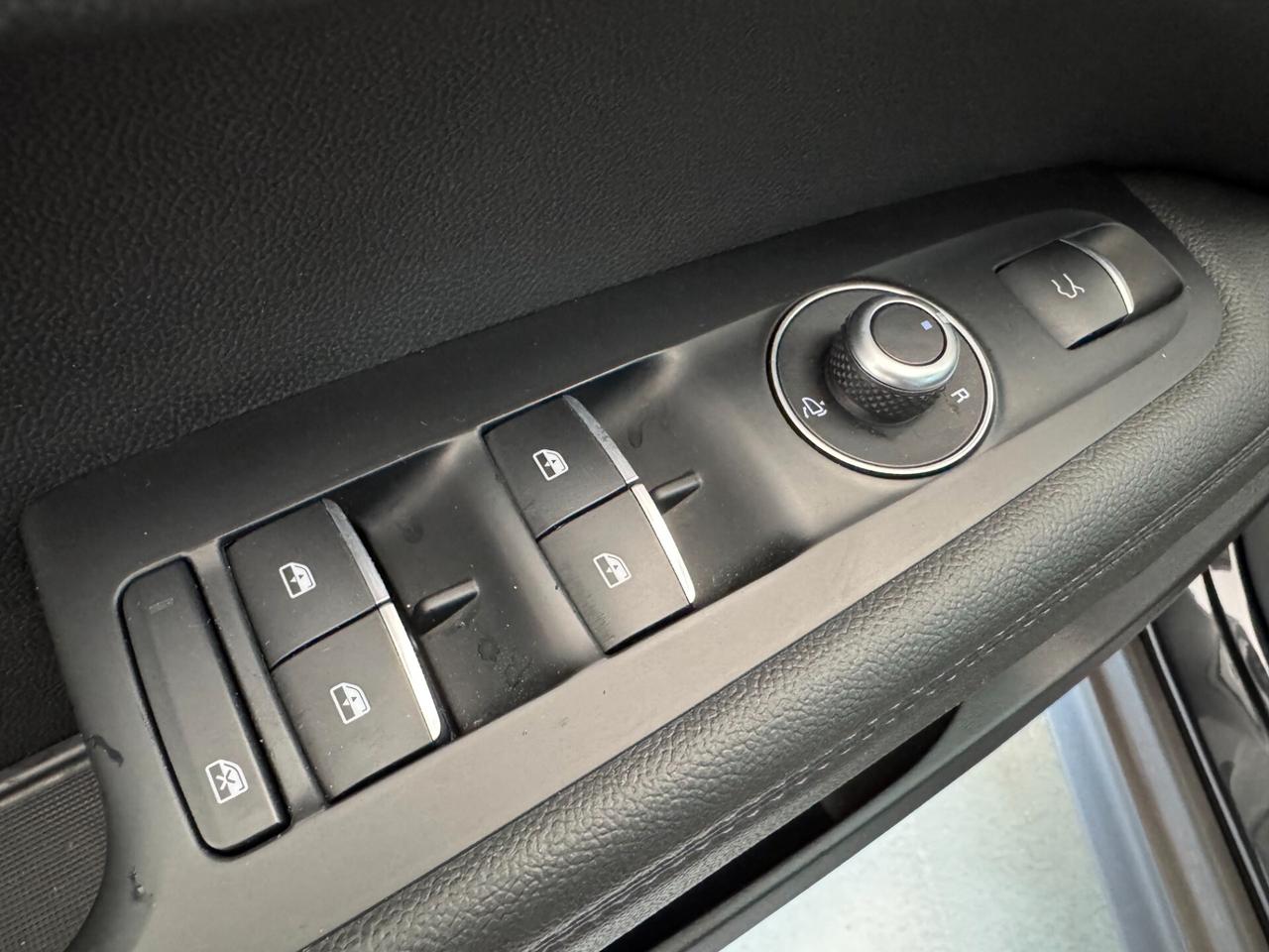 Alfa Romeo Stelvio 2.2 TD190CV Q4 Total Black-2021