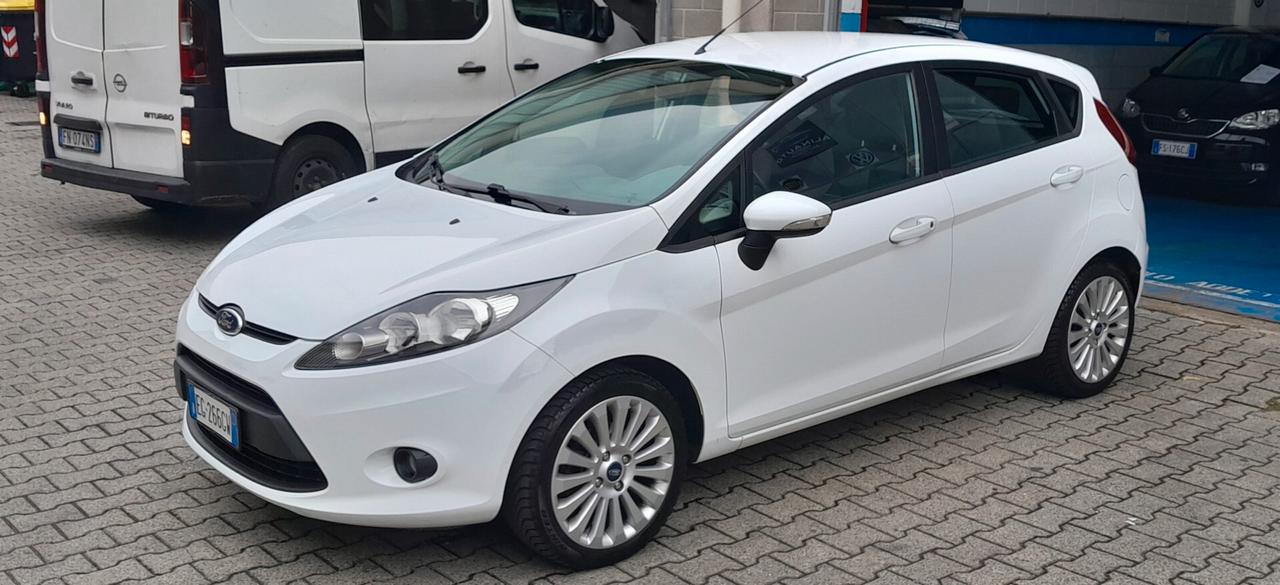 Ford Fiesta 1.2 Titanium E5 NeopatentatiOK